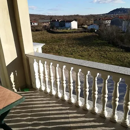 Vinez 14473b Apartmán *