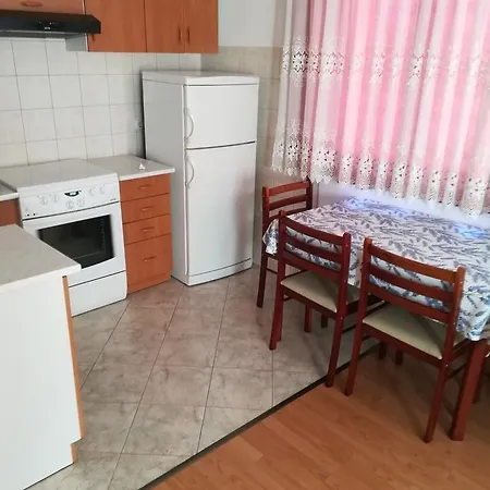 Vinez 14473b Labin (Istria)